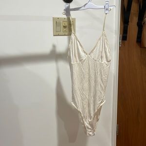 Sofia bodysuit (petal pink)